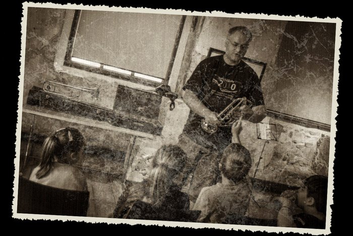 20170905-004_grungy.jpg